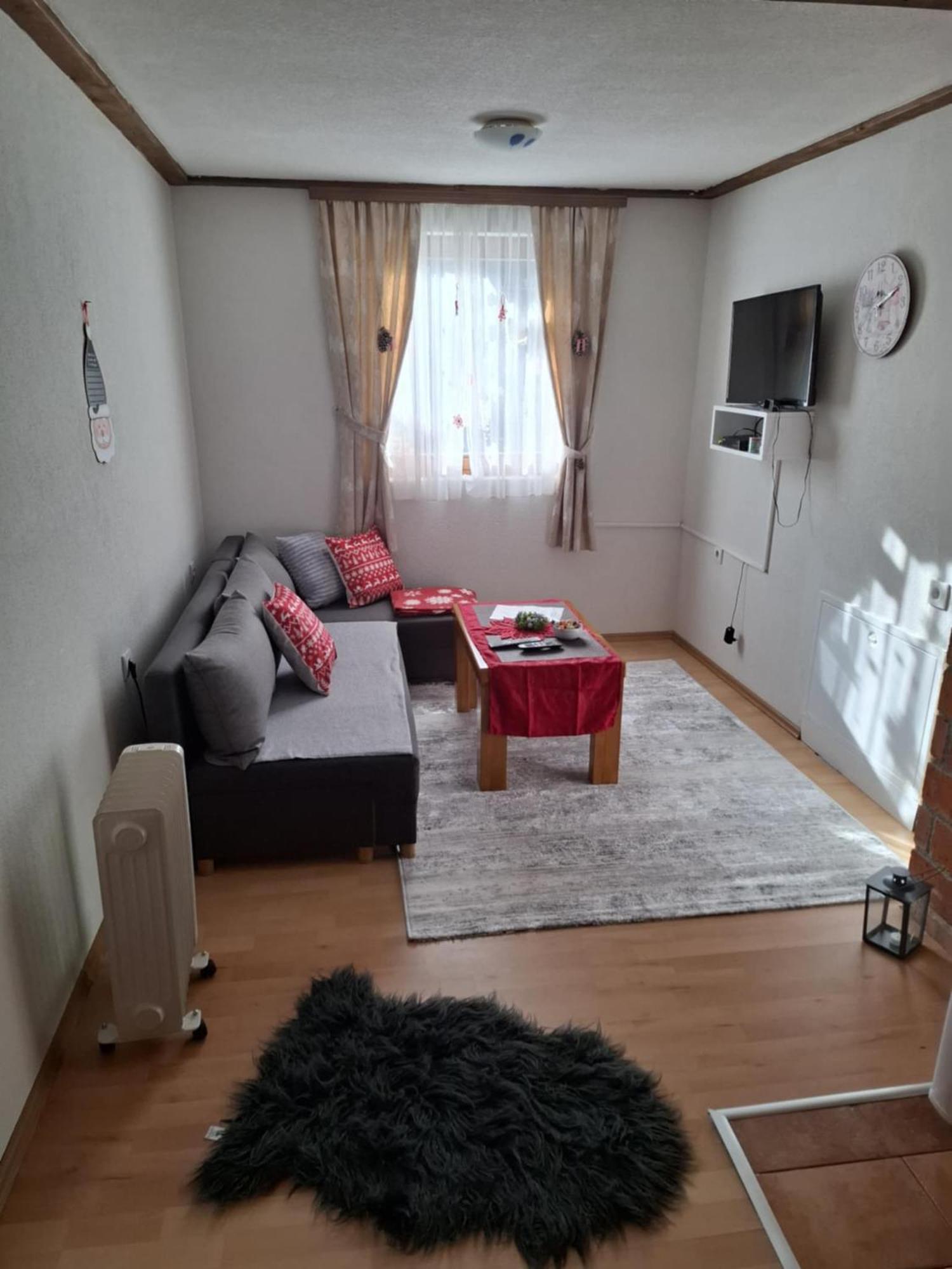 Apartments Vucko Vlasic Bagian luar foto