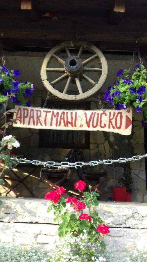 Apartments Vucko Vlasic Bagian luar foto